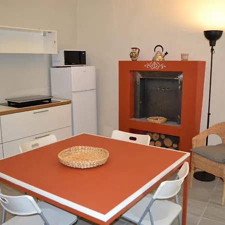 Ai Ronchi Apts Lägenhet *